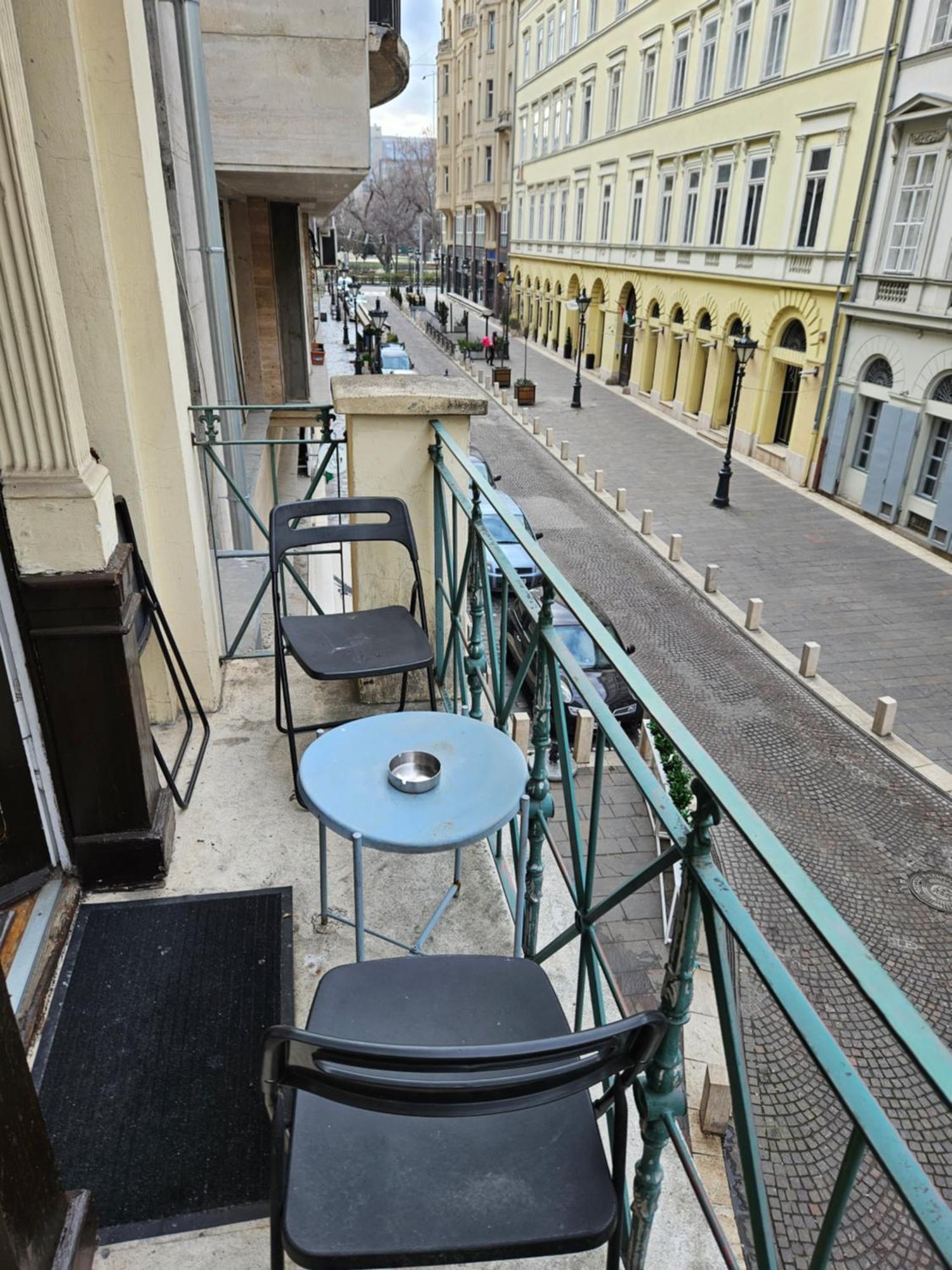 Danube Bridge Apartments Budapest Exterior photo
